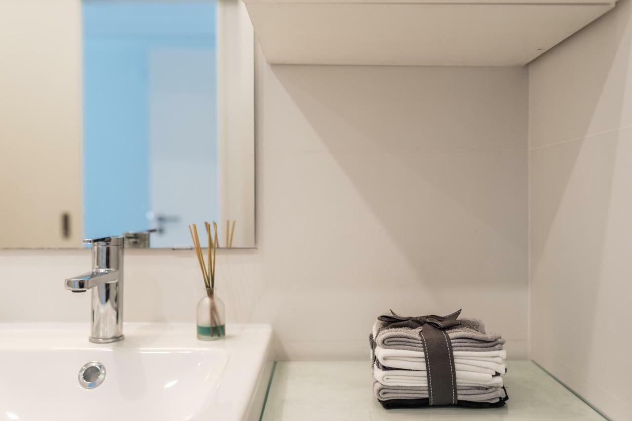 Light-Filled, Fully Renovated Apt Near Belem, By Timecooler Lisboa Exteriér fotografie