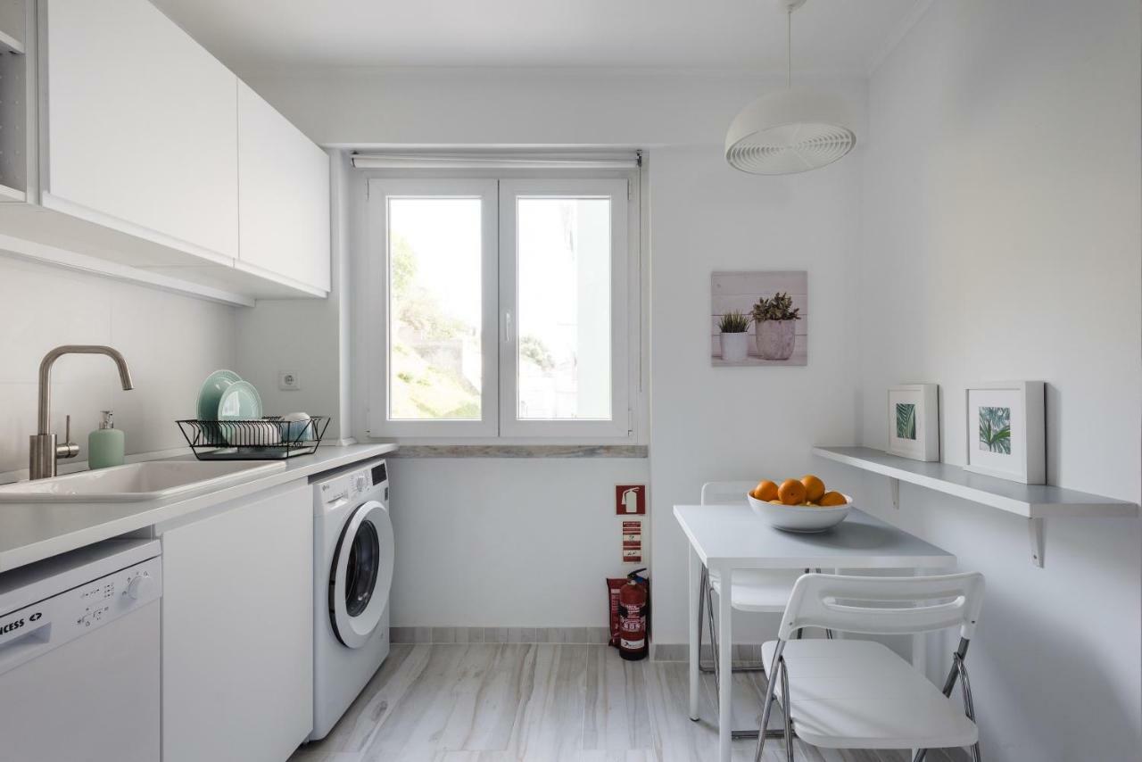 Light-Filled, Fully Renovated Apt Near Belem, By Timecooler Lisboa Exteriér fotografie